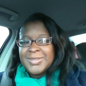 Meet your Posher, April